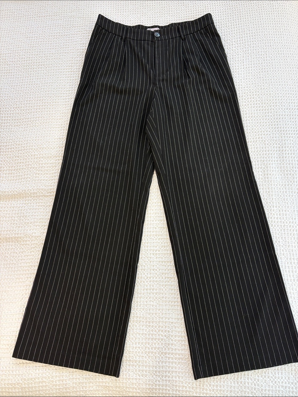 SO Black Pinstripe Wide-Leg pants